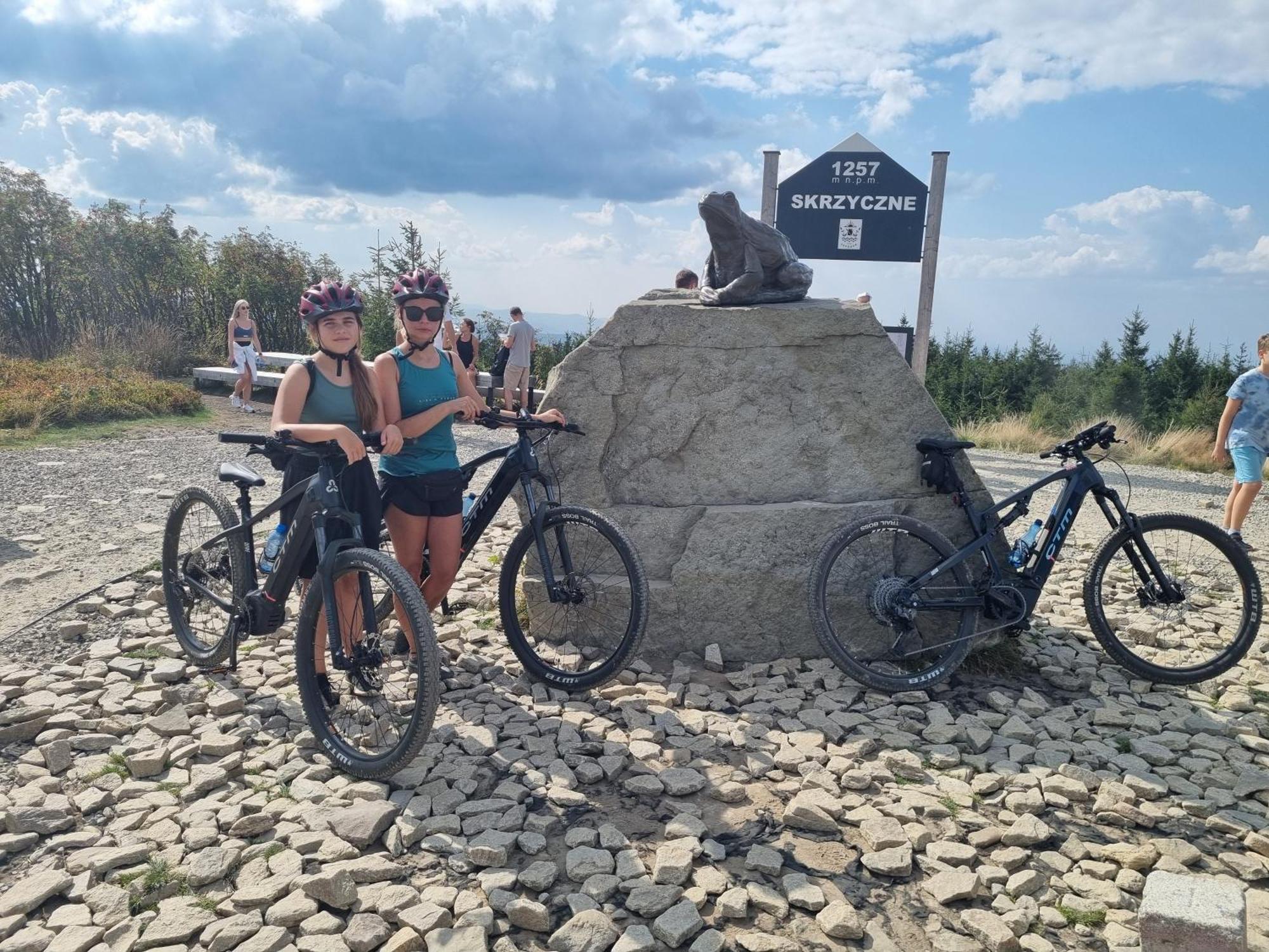 Apartament Elbrus Czyrna Szczyrk Wypozyczalnia Rowerow E-Bike Czyrna Szkola Narciarska & Wypozyczalnia Ski Serwis Экстерьер фото