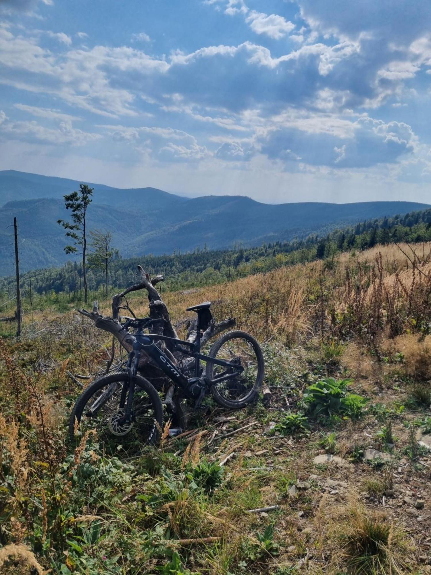 Apartament Elbrus Czyrna Szczyrk Wypozyczalnia Rowerow E-Bike Czyrna Szkola Narciarska & Wypozyczalnia Ski Serwis Экстерьер фото